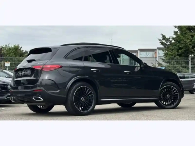 Mercedes Glc 300 e  hybrid eq 4matic am — photo 5
