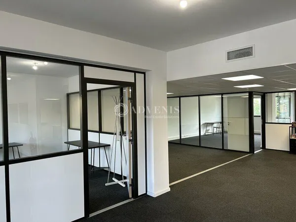 Bureau 205 m²