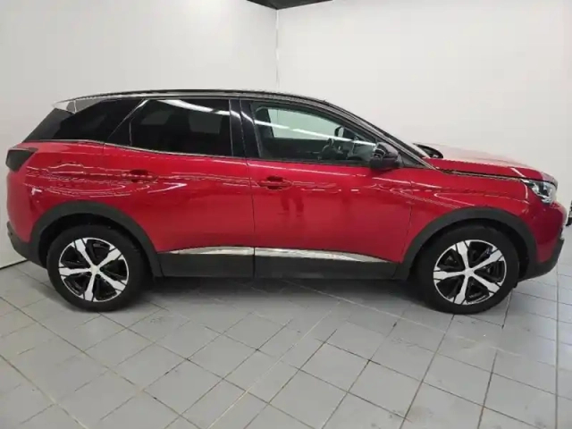 Peugeot 3008 1.2 puretech 130ch allure s&amp;s — photo 4