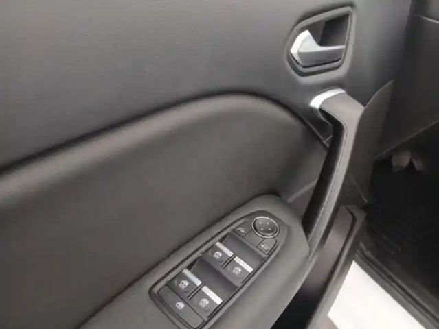 Renault Captur e-tech 145 - 21 r.s. line — photo 29