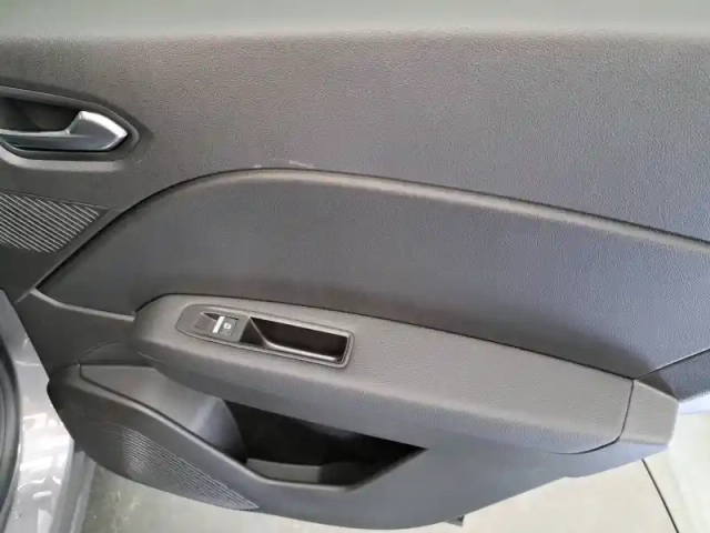 Renault Captur eco-g 100 ch — photo 23