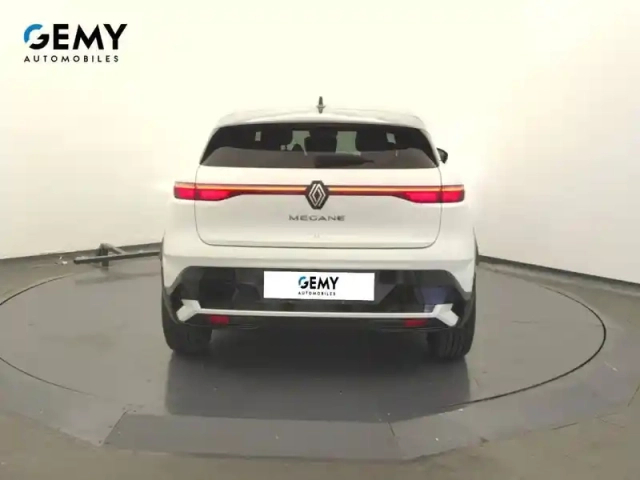 Renault Megane e-tech ev60 220 ch super charge — photo 40