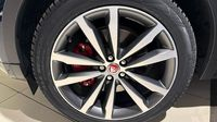 Jaguar E-Pace P300e PHEV R-Dynamic SE BVA AWD — photo 20