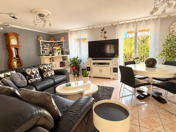 Maison de plain-pied - 3 chambres - Jardin - Garage - Secteur recherché
