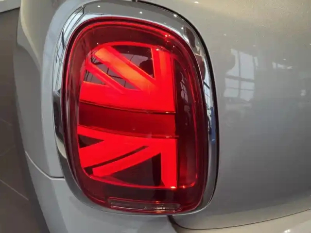 Mini Mini cooper 136ch edition premium plus bva7 — photo 10