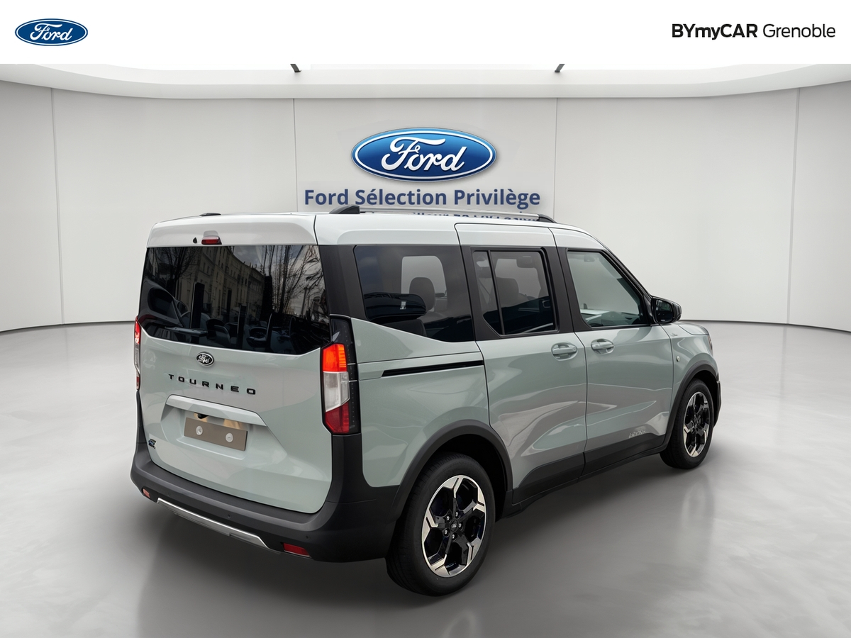 Ford E-Tourneo Courier 136 ch Batterie 54 kWh — photo 5