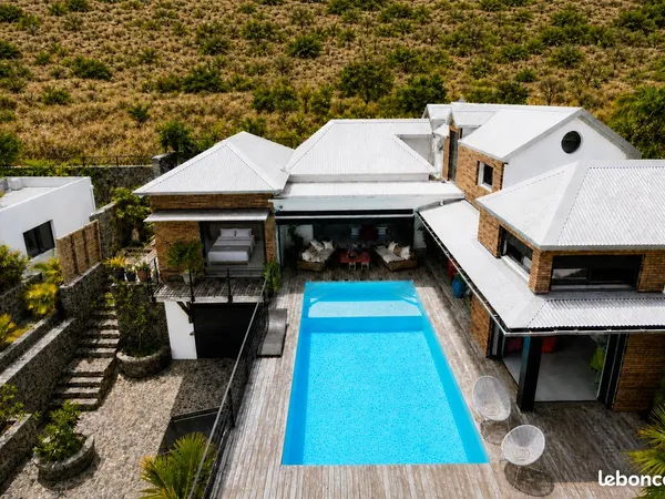 Villa d'exception avec vue mer panoramique