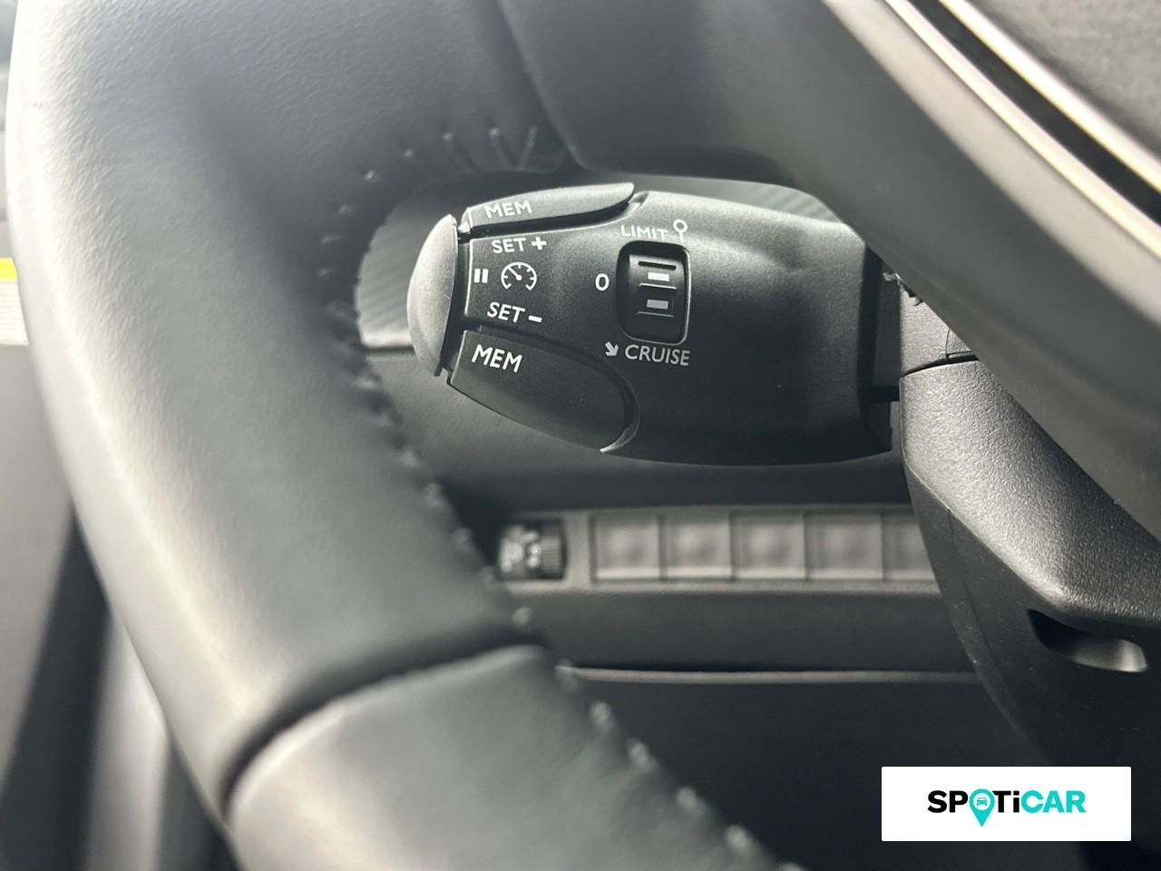 Peugeot 208 1.2 100ch s&s business — photo 18