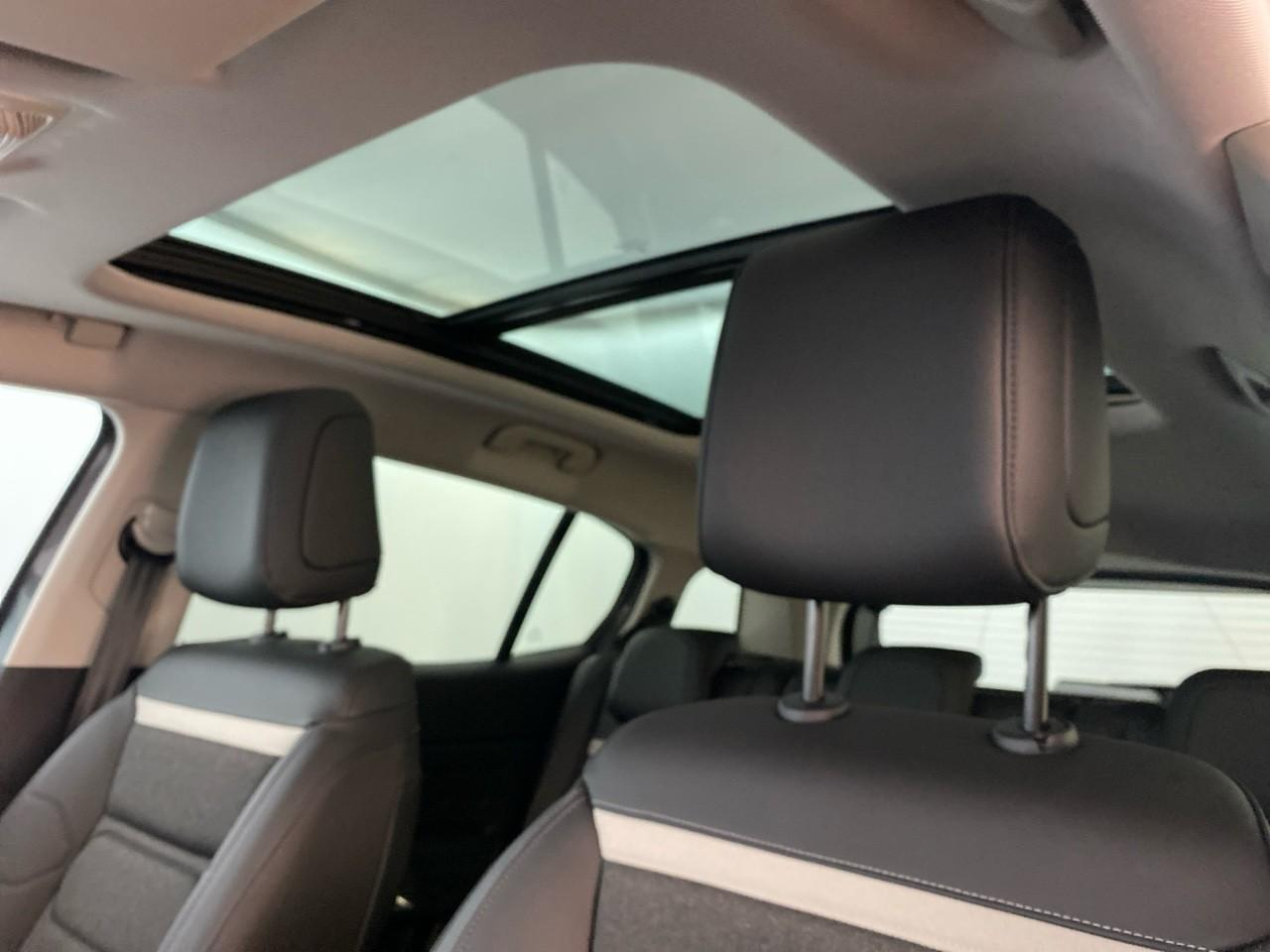 Citroën C5 Aircross hybride 145 e-dcs6 max — photo 20