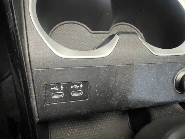 Bmw X1 i xdrive30 — photo 39