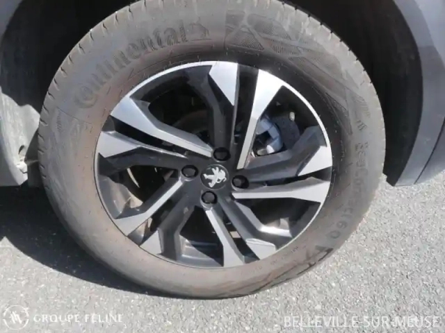 Peugeot 2008 1.2 puretech 130ch s&amp;s allure eat8 — photo 11