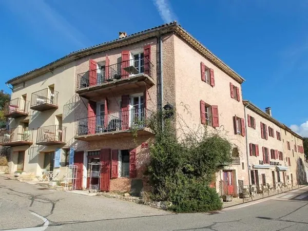 Maison 7 pièces 179 m²