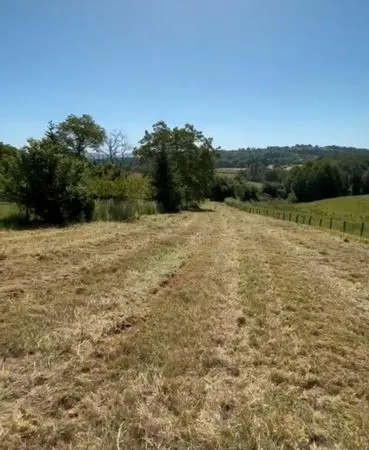 Terrain constructible Molles (la Chapelle) 1500m2