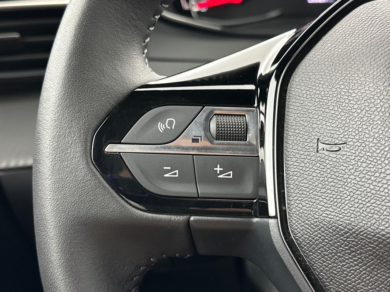 Peugeot 2008 100 s&s bvm6 style — photo 20