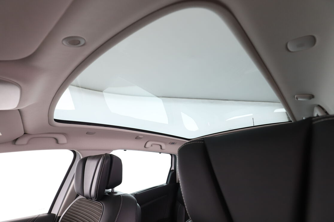 Renault Grand Scenic 1.6 dCi Energy Bose Edition EDC — photo 10