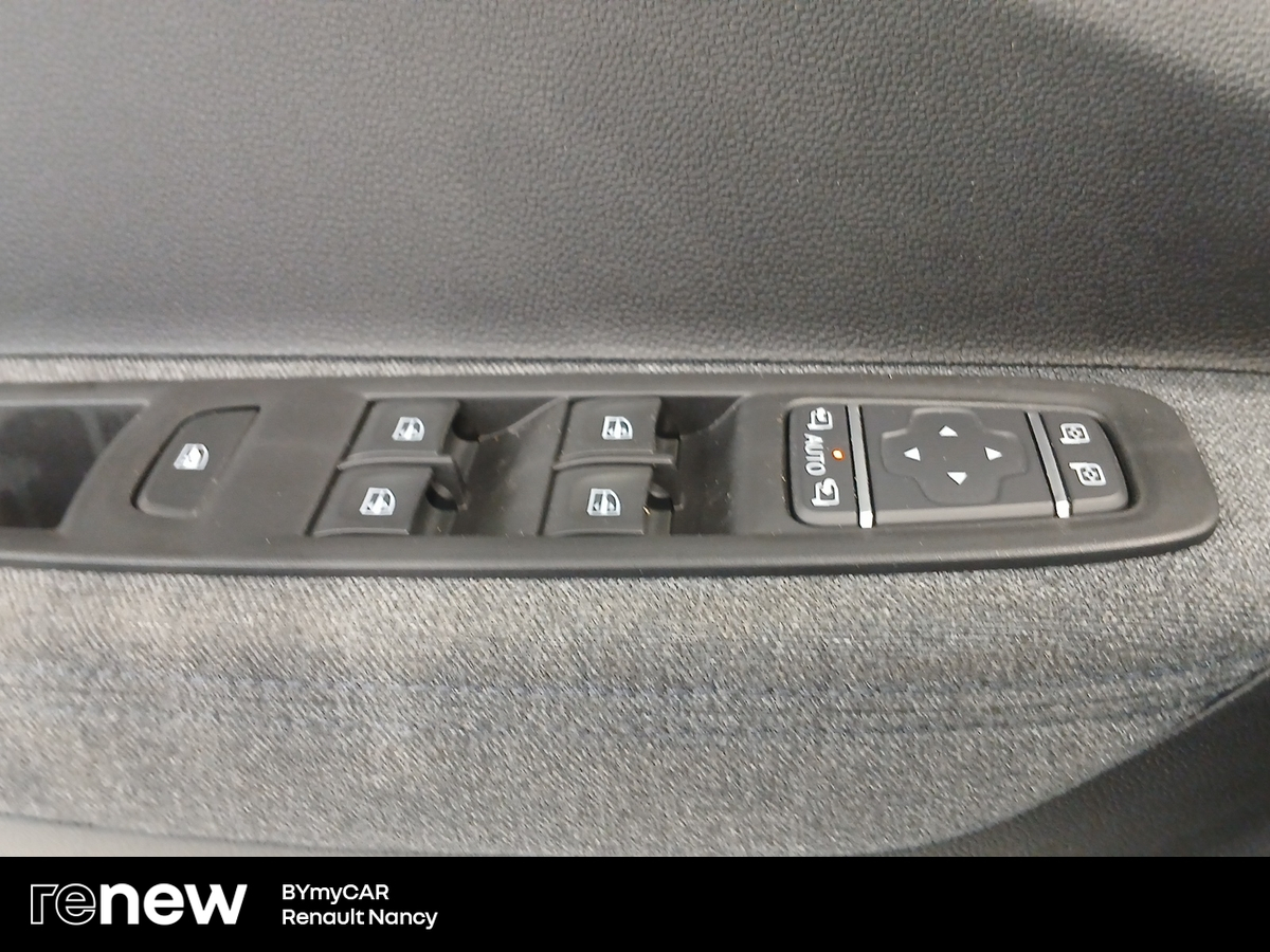 Renault Zoe R135 - 22B — photo 18