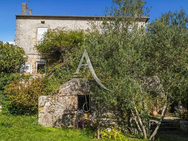 Maison 6 pièces 140 m²
