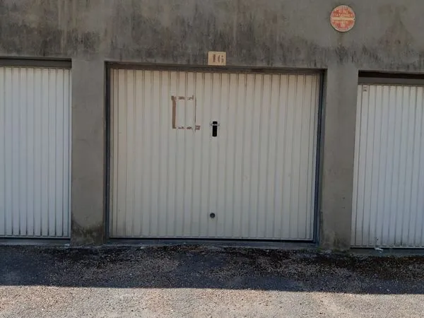 Garage Box 15 M2