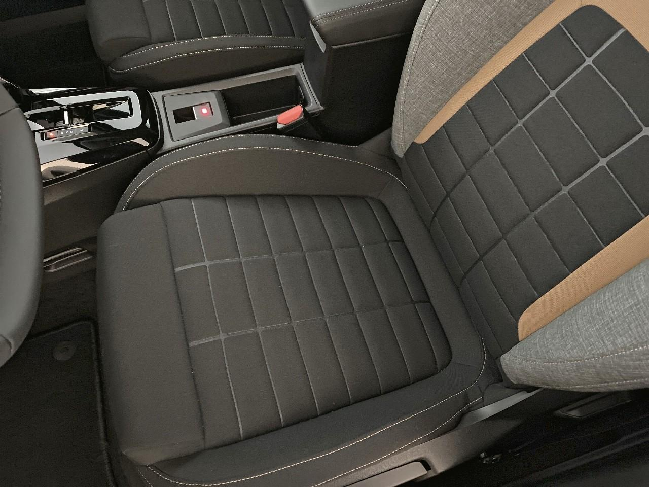 Citroën C3 Aircross hybride 145 ch aut plus — photo 9