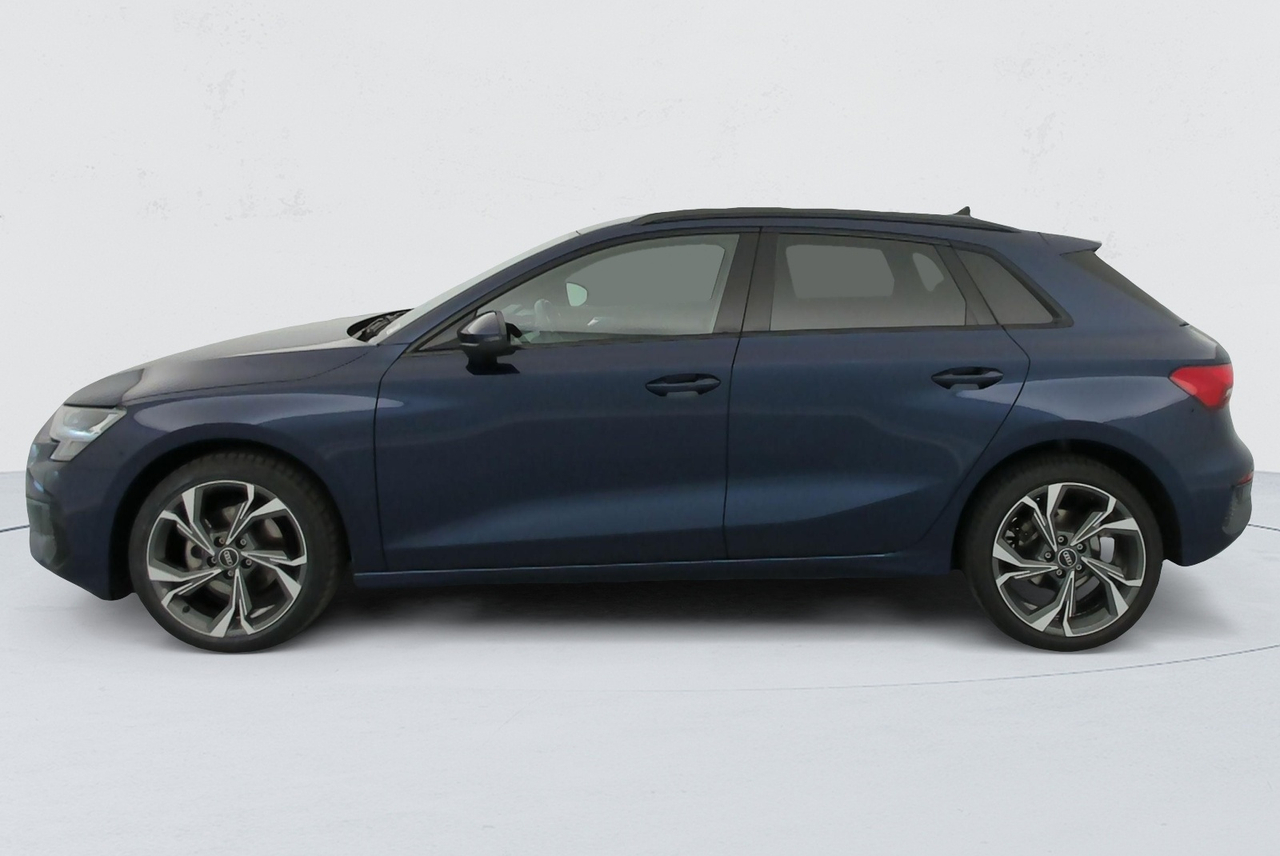 Audi A3 Sportback — photo 2