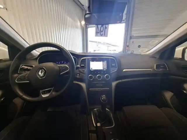 Renault Megane mégane iv berline blue dci 115 — photo 11