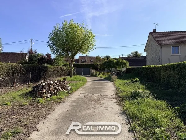 Terrain constructible 553 m²