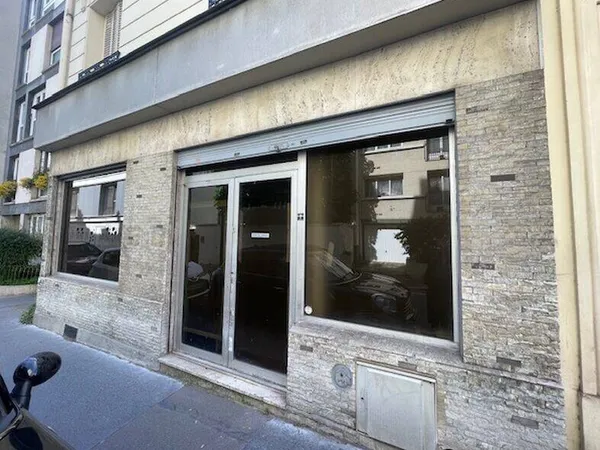Local commercial 96 m²