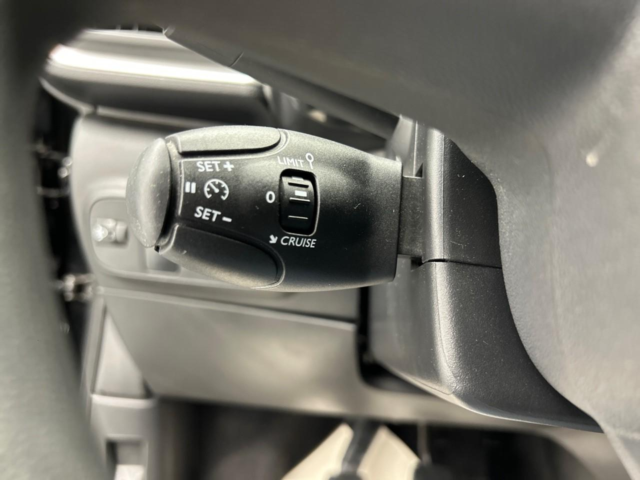 Citroën C3 bluehdi 100 bvm6 you — photo 17
