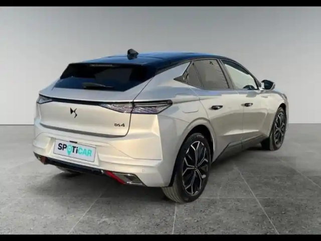 Ds Ds 4 essence 130 perfo line + auto toit ouvrant caméra régulateur adaptatif 1ère main — photo 5
