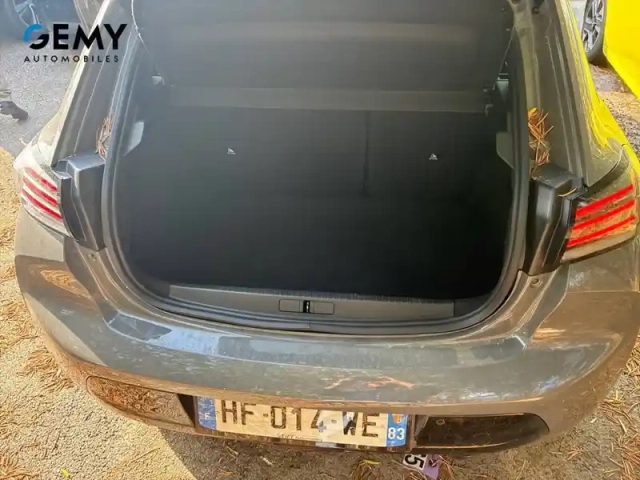 Peugeot 208 100 s&amp;s bvm6 — photo 6