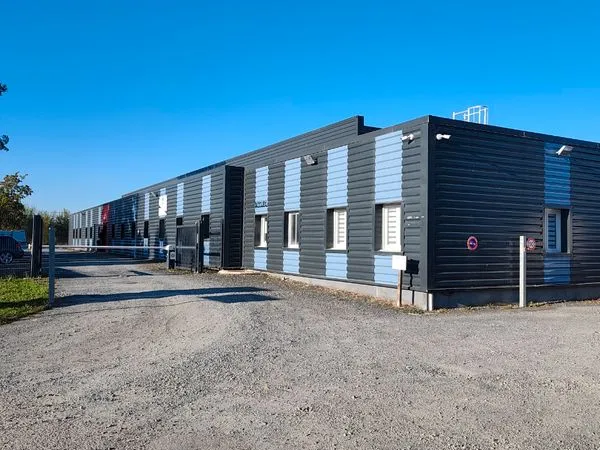 Location cellules, bureaux et containers