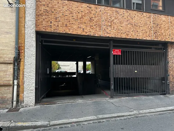 Toulouse centre, particulier loue parking sécurisé, en sous-sol