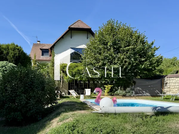 Maule, maison 8 pièces, 220 m2