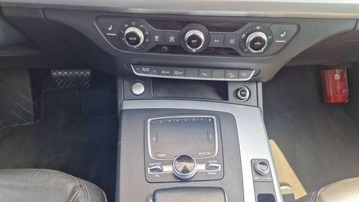 Audi Q5 2.0 TDI 163 Quattro S-Tronic7 - Avus – 2017 – 158000 km – Diesel – Boîte Automatique — photo 19