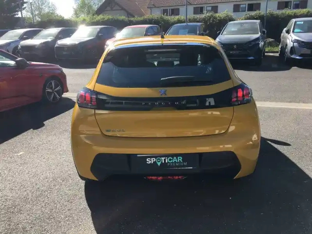 Peugeot 208 electrique 50 kwh 136ch — photo 6