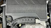 Peugeot 2008 1.2 PureTech 130ch S&S Allure — photo 20