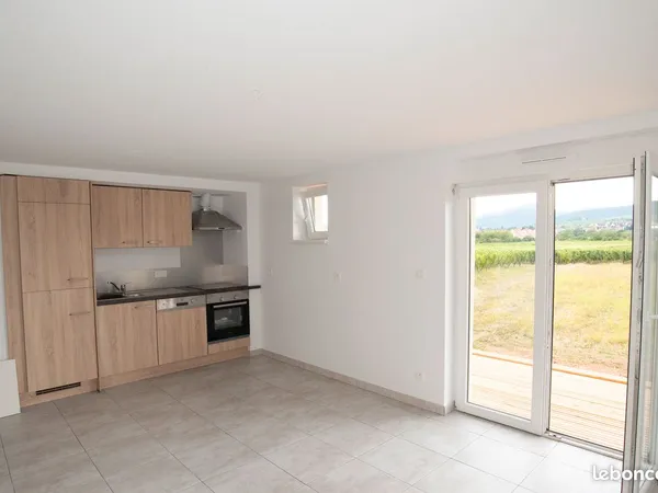 Appartement 2p balcon belle vue garage calme