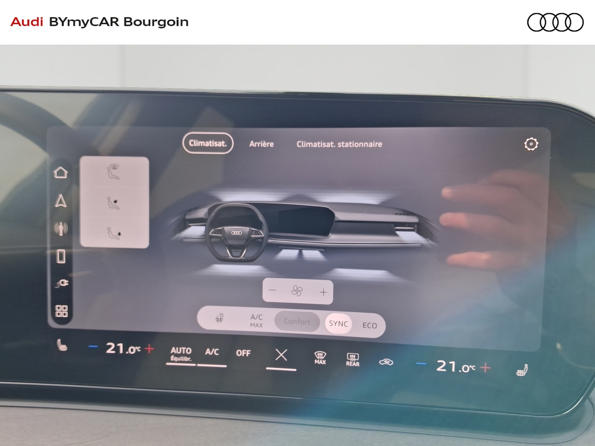 Audi Q3 e-hybrid 272 ch S tronic 6 — photo 19