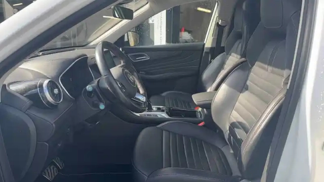 Mg Ehs 1.5t gdi phev — photo 13