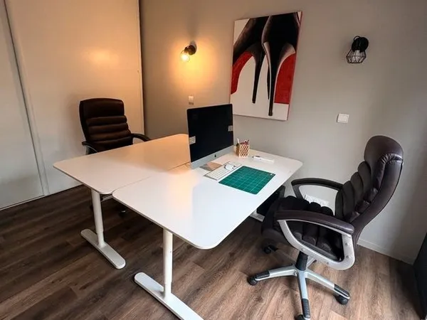 A louer bureau 2 postes - location ponctuelle possible