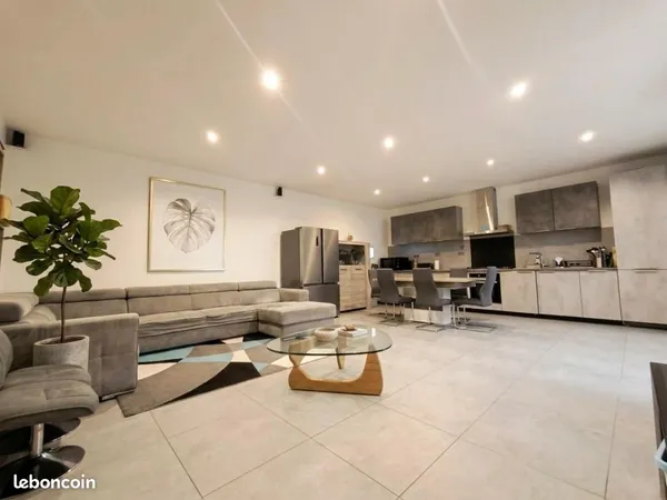 Appartement 6 pièces 38 m²