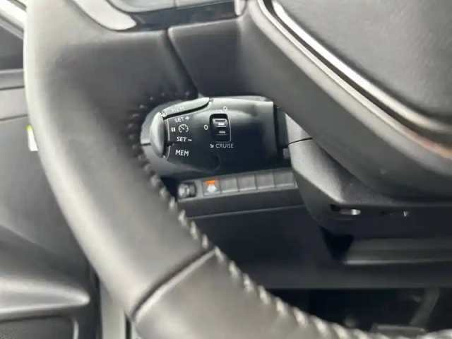 Peugeot 208 electrique 50 kwh 136ch — photo 19