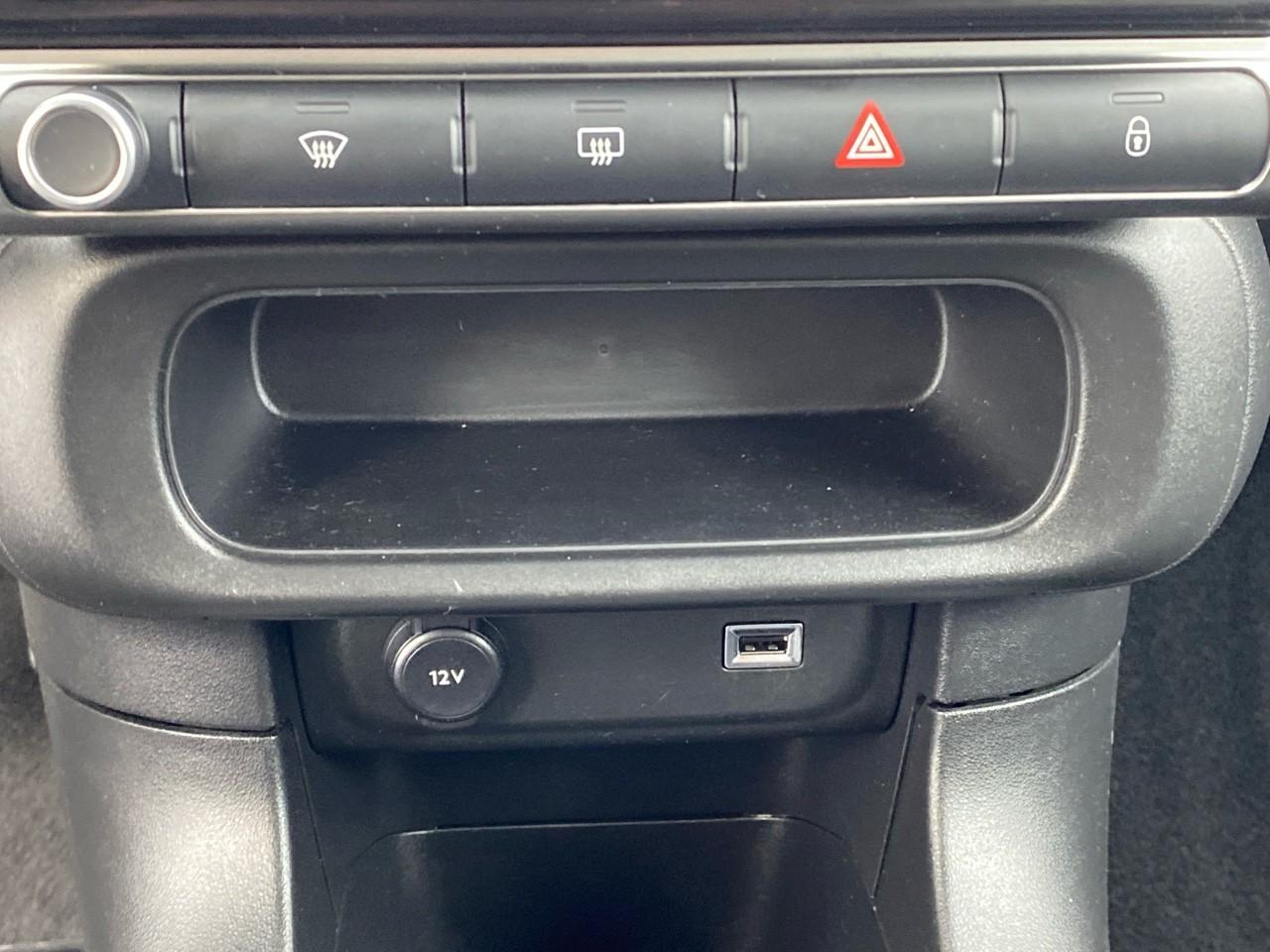 Citroën C3 1.5 bluehdi 100ch s&s shine pack e6.d — photo 15