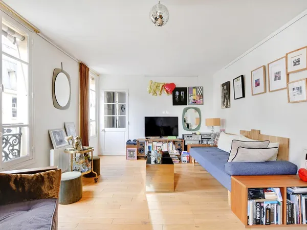 EXCLUSIVITÉ DOLY - 4 pièces rare en plein coeur de Paris