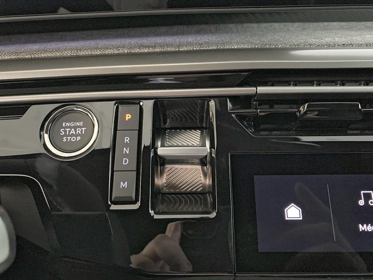 Peugeot 5008 hybrid 145 ch e-dcs6 allure — photo 15