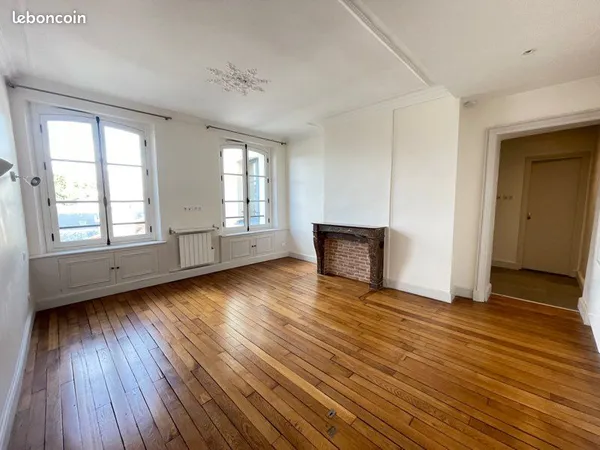 Location Studio Versailles Chantiers