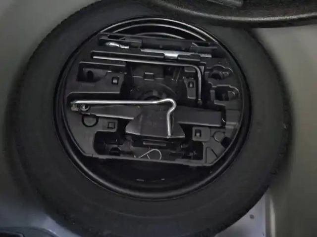 Peugeot 208 hybrid 110 e-dcs6 — photo 37
