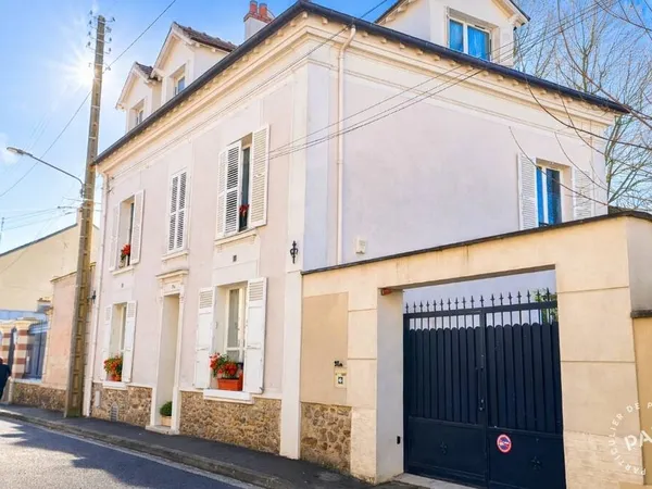 Maison 6 pièces 176 m²