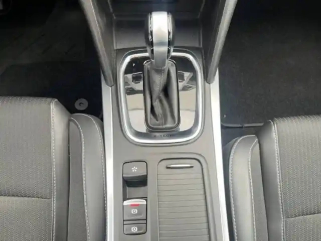 Renault Megane mégane iv estate e-tech plug-in hybride 160 — photo 21