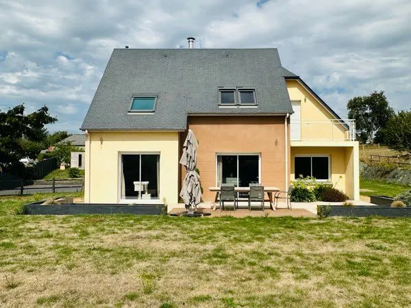 Maison 6 pièces - tirepied sur see